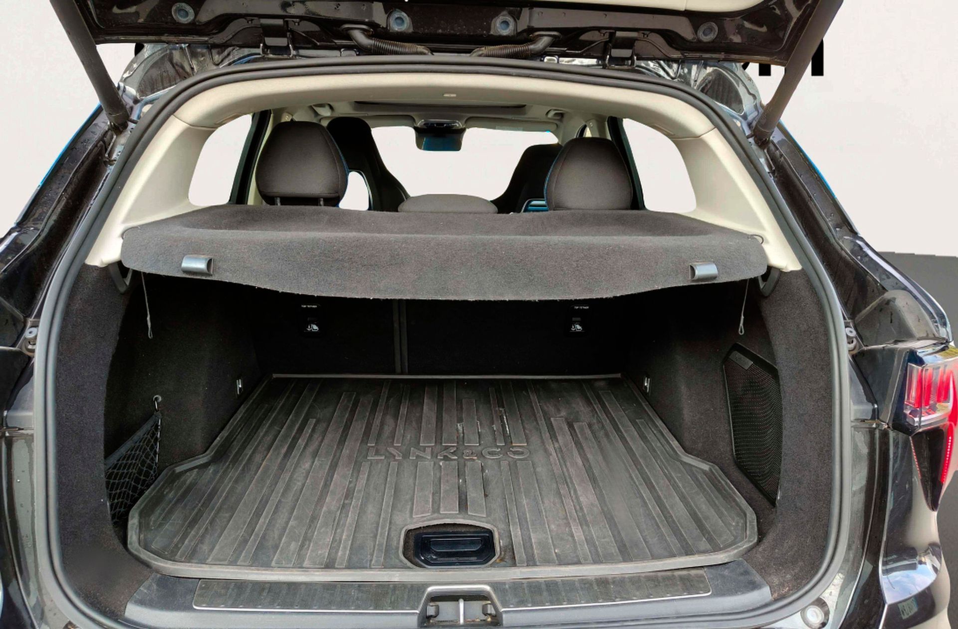 Lynk & Co 01 1.5 PHEV - foto 19