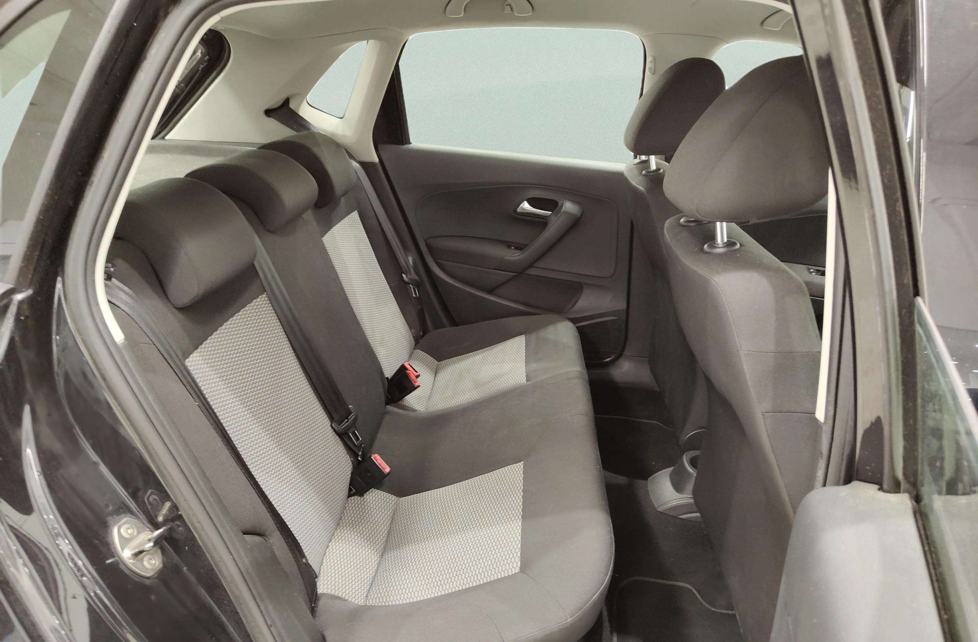 Volkswagen Polo Advance 1.6 TDI - foto 14