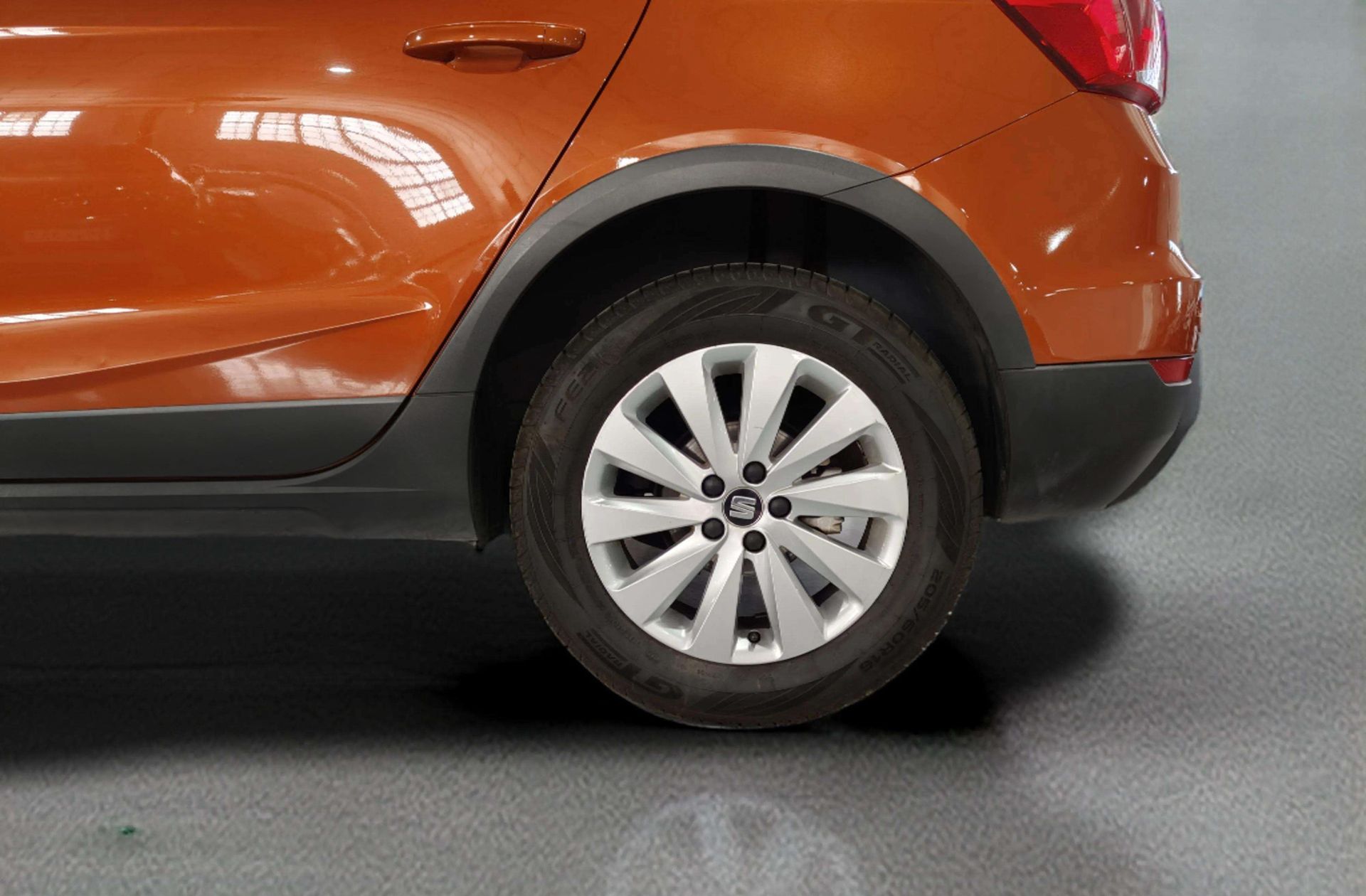 SEAT Arona 1.0 TSI Ecomotive Style - foto 30