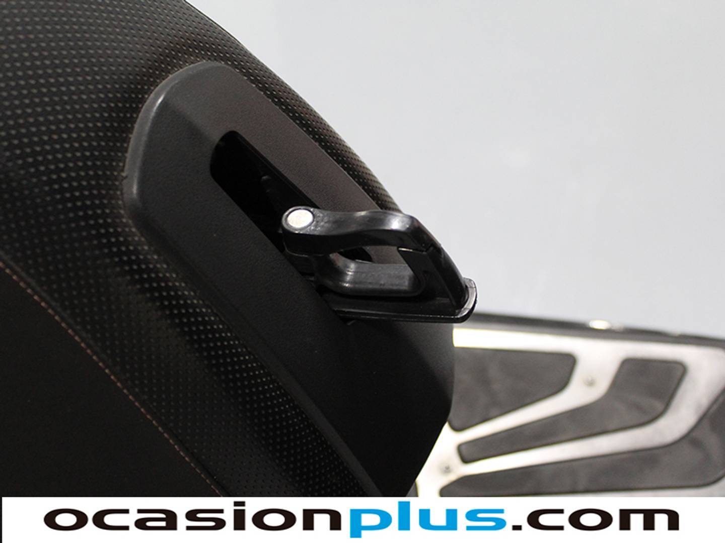 Foto Peugeot Metropolis 400 Peugeot Metropolis 400 Metropolis 400 (35 CV)