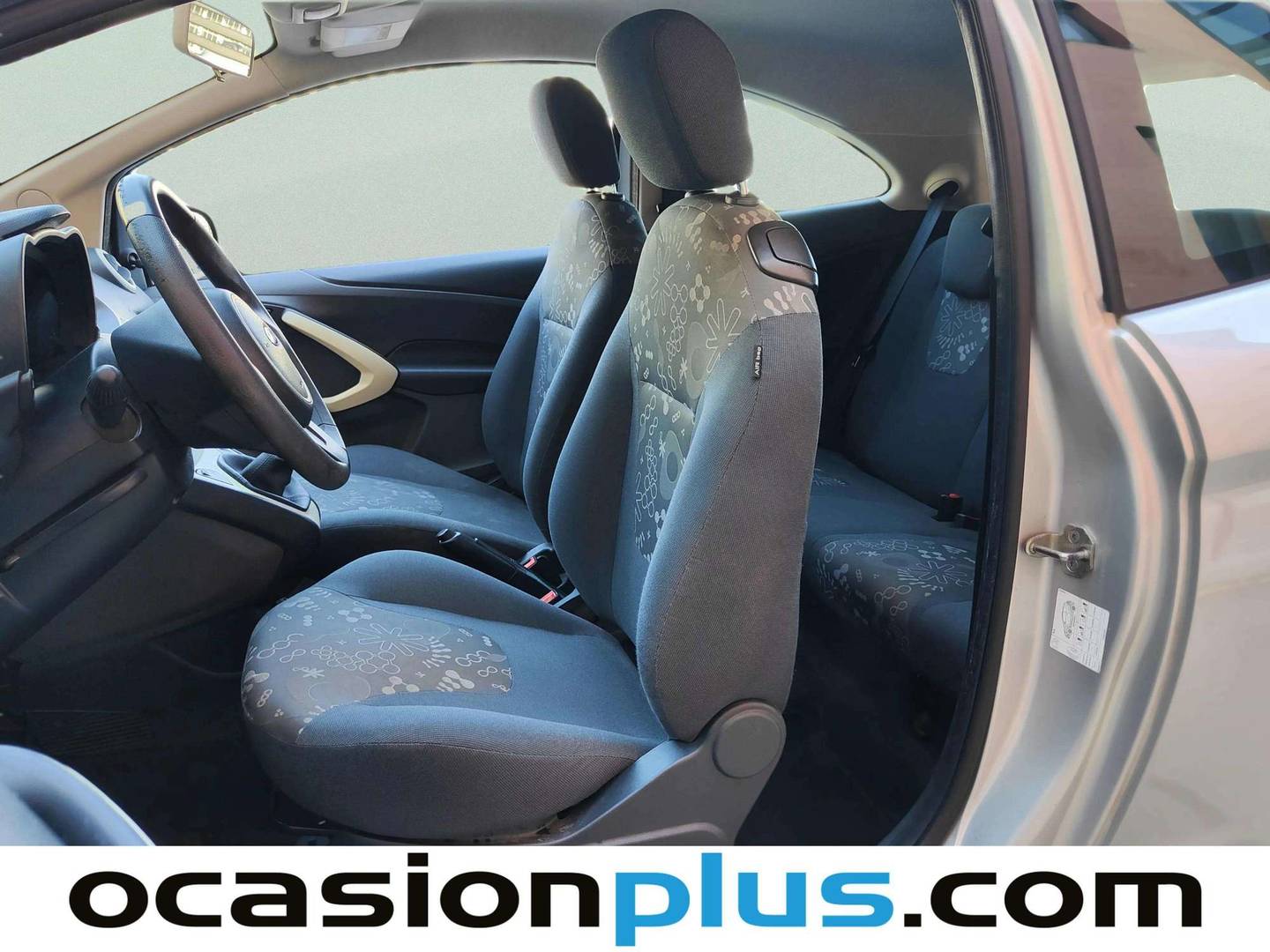 Foto asientos delanteros Ford Ka Ford Ka 1.2 Duratec S&S Trend+ (69 CV)