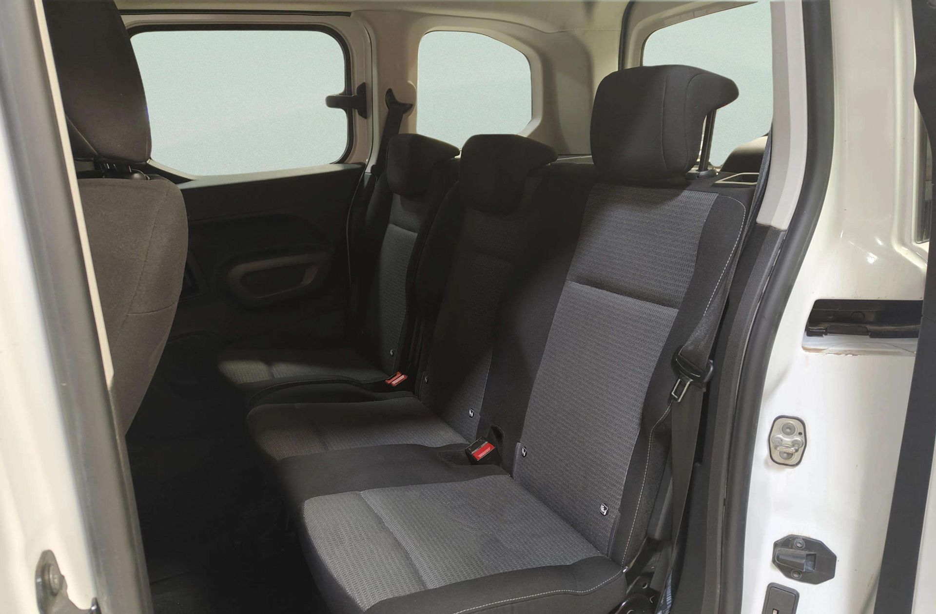 Toyota Proace City 1.5 D VX L1 - foto 11