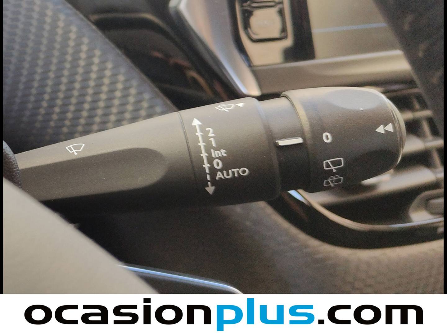 Peugeot 208 Peugeot 208 PureTech Signature (82 CV) de segunda mano