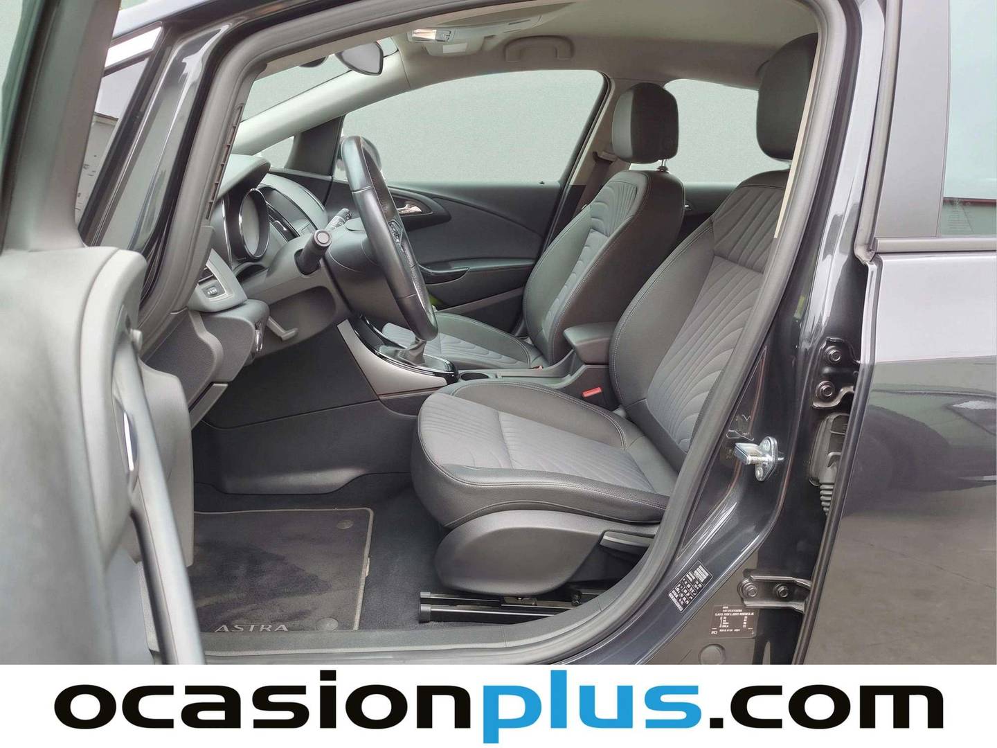 Foto asientos delanteros Opel Astra Opel Astra 1.6 CDTI S&S Excellence (136 CV)
