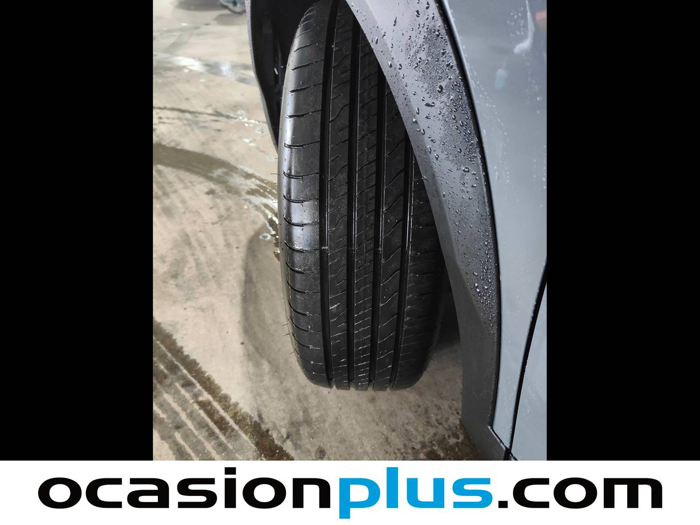 Foto Peugeot 2008 Peugeot 2008 Allure Hybrid eDCS6 (145 CV)