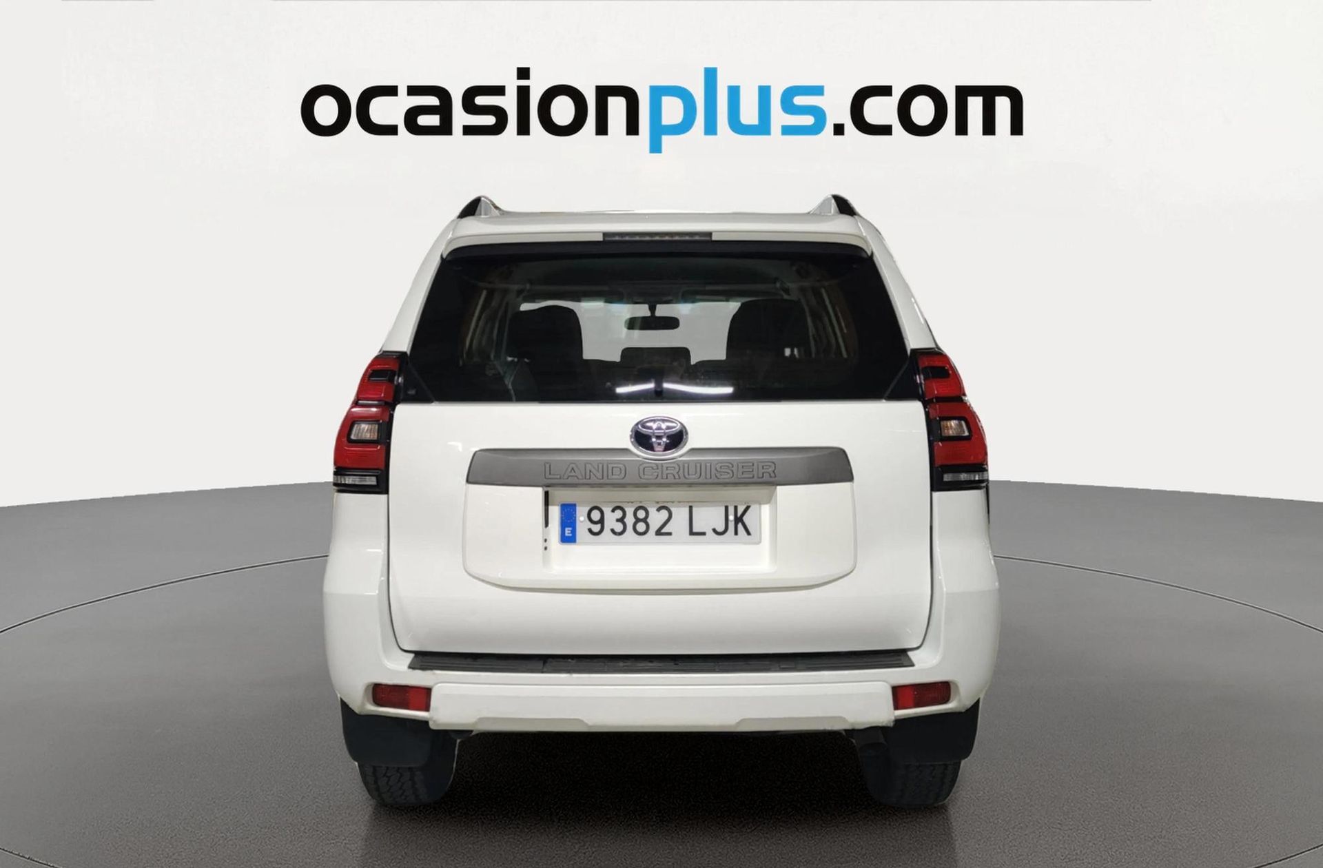 Toyota Land Cruiser 2.8 D-4D GX 7 plazas - foto 12