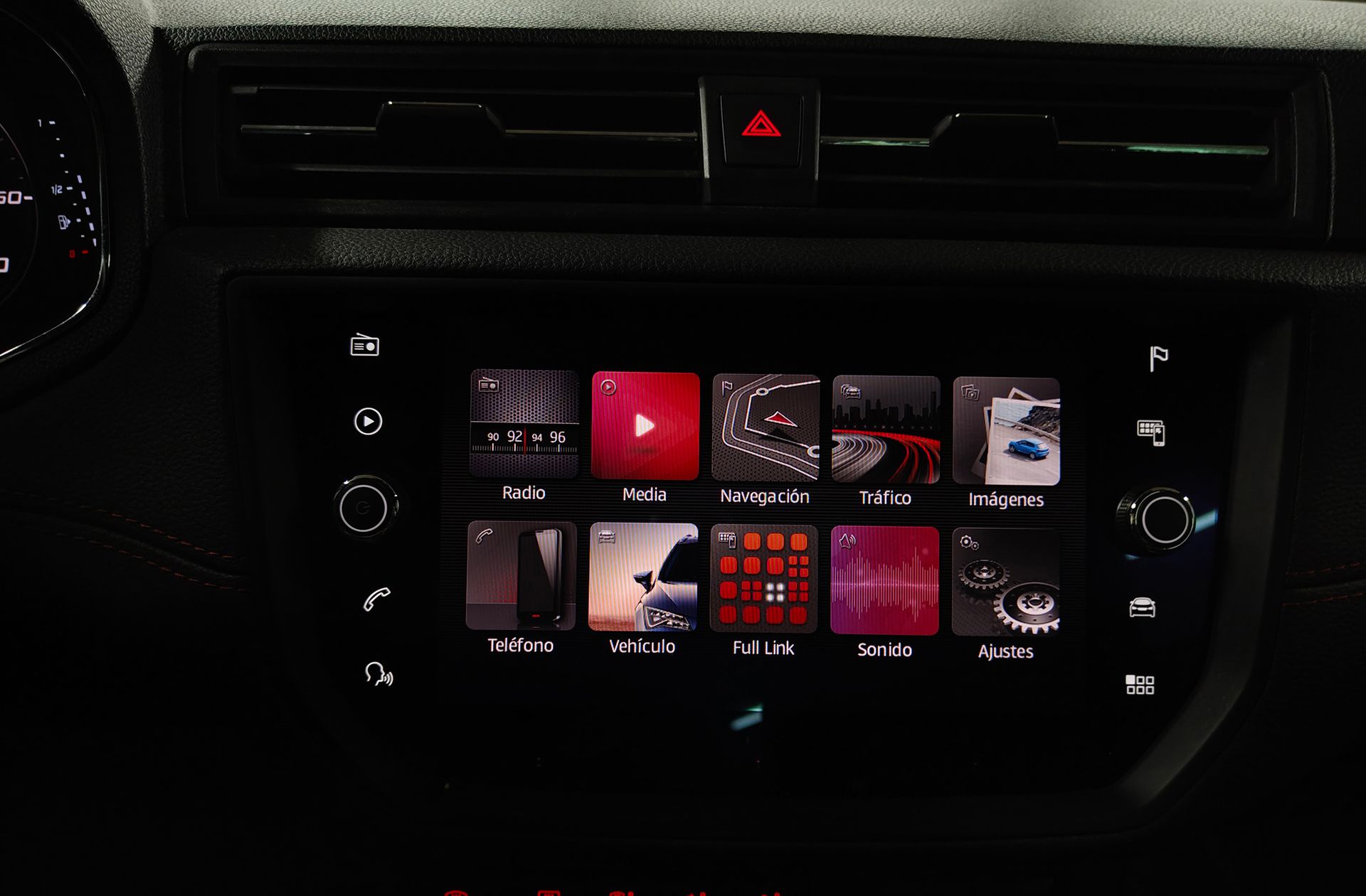 SEAT Arona 1.0 TSI Ecomotive FR - foto 8