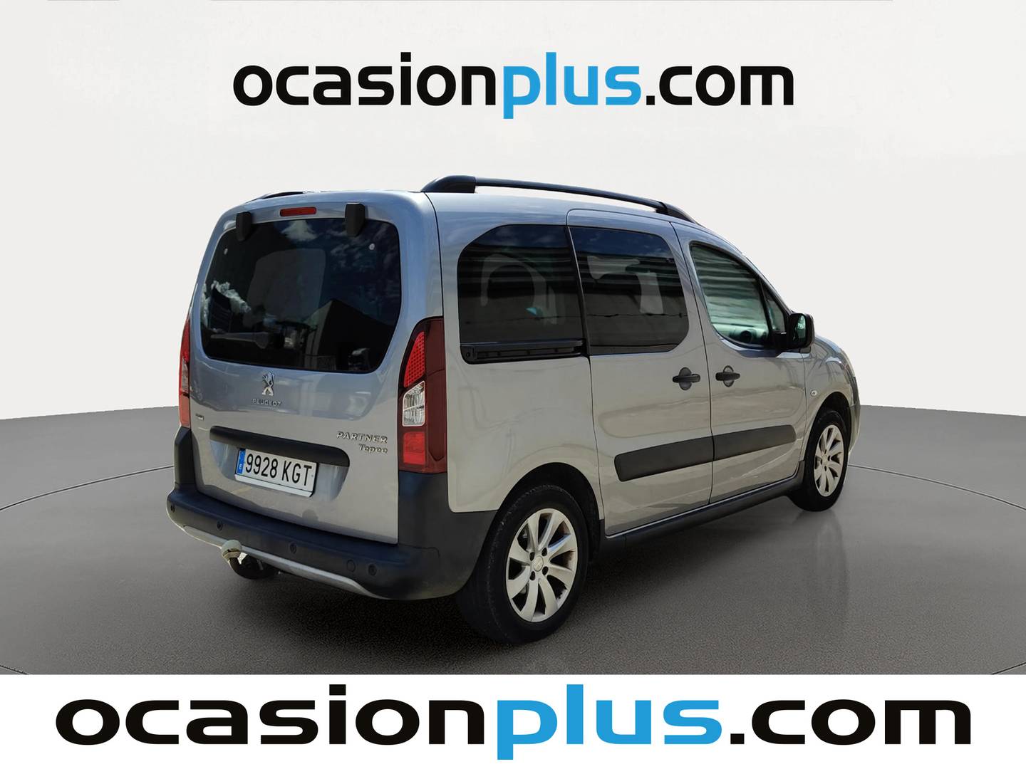 Foto trasera Peugeot Partner Peugeot Partner Tepee Combi 1.2 PureTech Outdoor (110 CV) izquierda