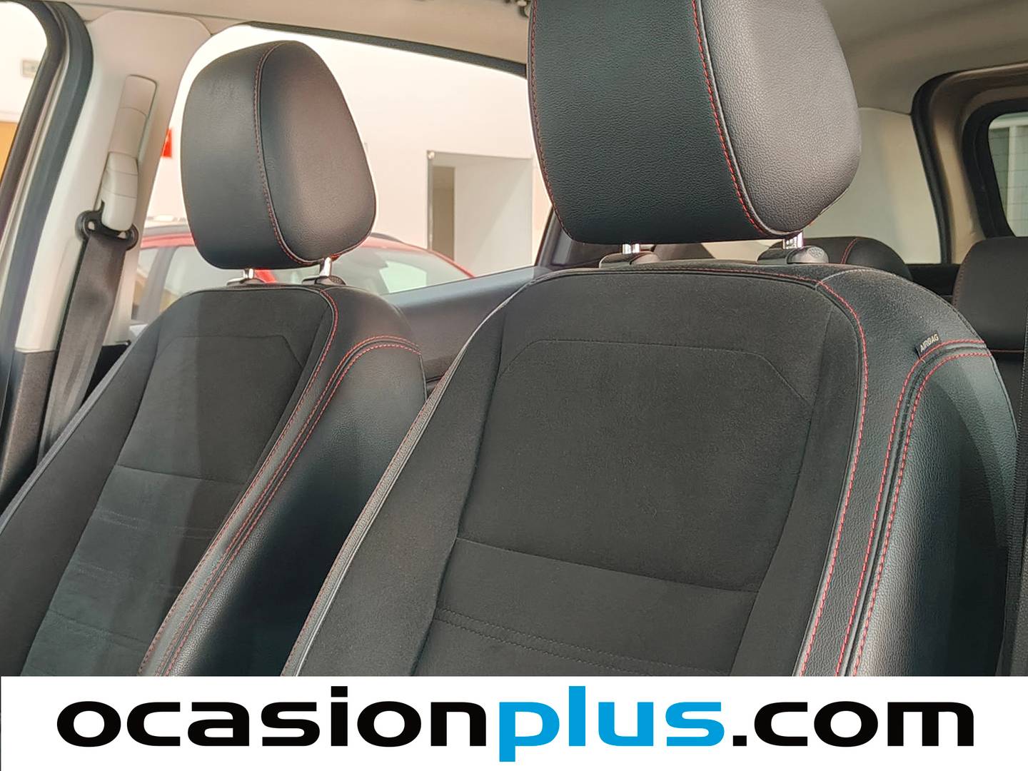 Extras y acabados del Ford EcoSport Ford EcoSport 1.0L EcoBoost S&S ST Line (125 CV)