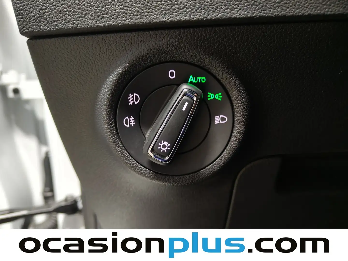 Foto Skoda Karoq Skoda Karoq 1.5 TSI ACT Style (150 CV)