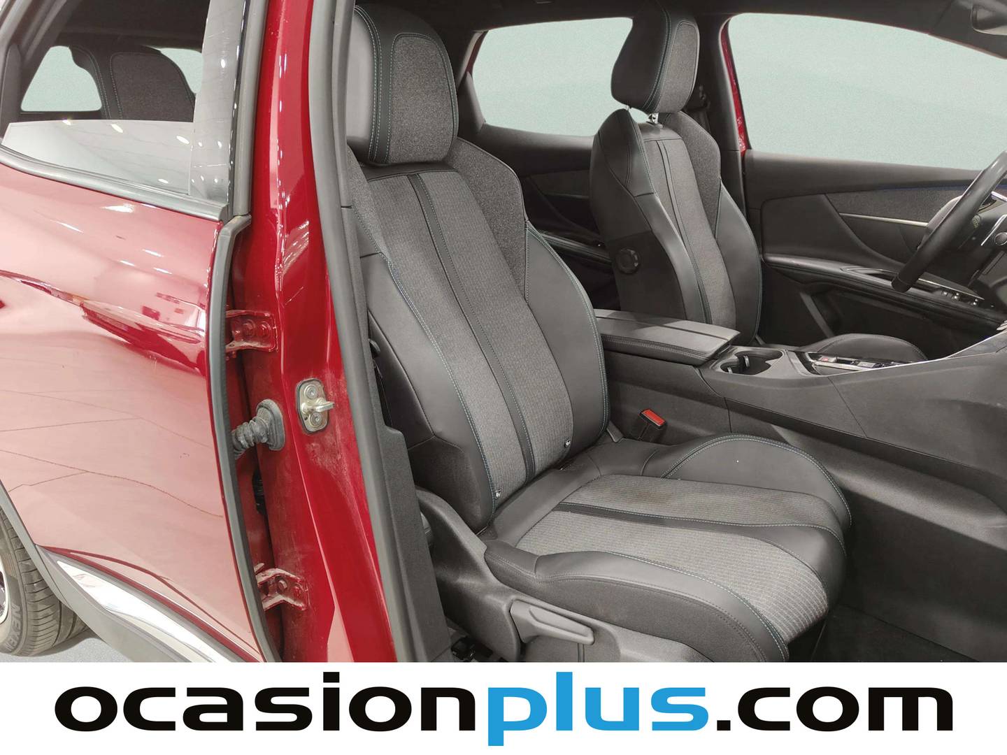 Foto Peugeot 3008 Hybrid Peugeot 3008 Hybrid 300 Allure Pack e-EAT8 (300 CV)