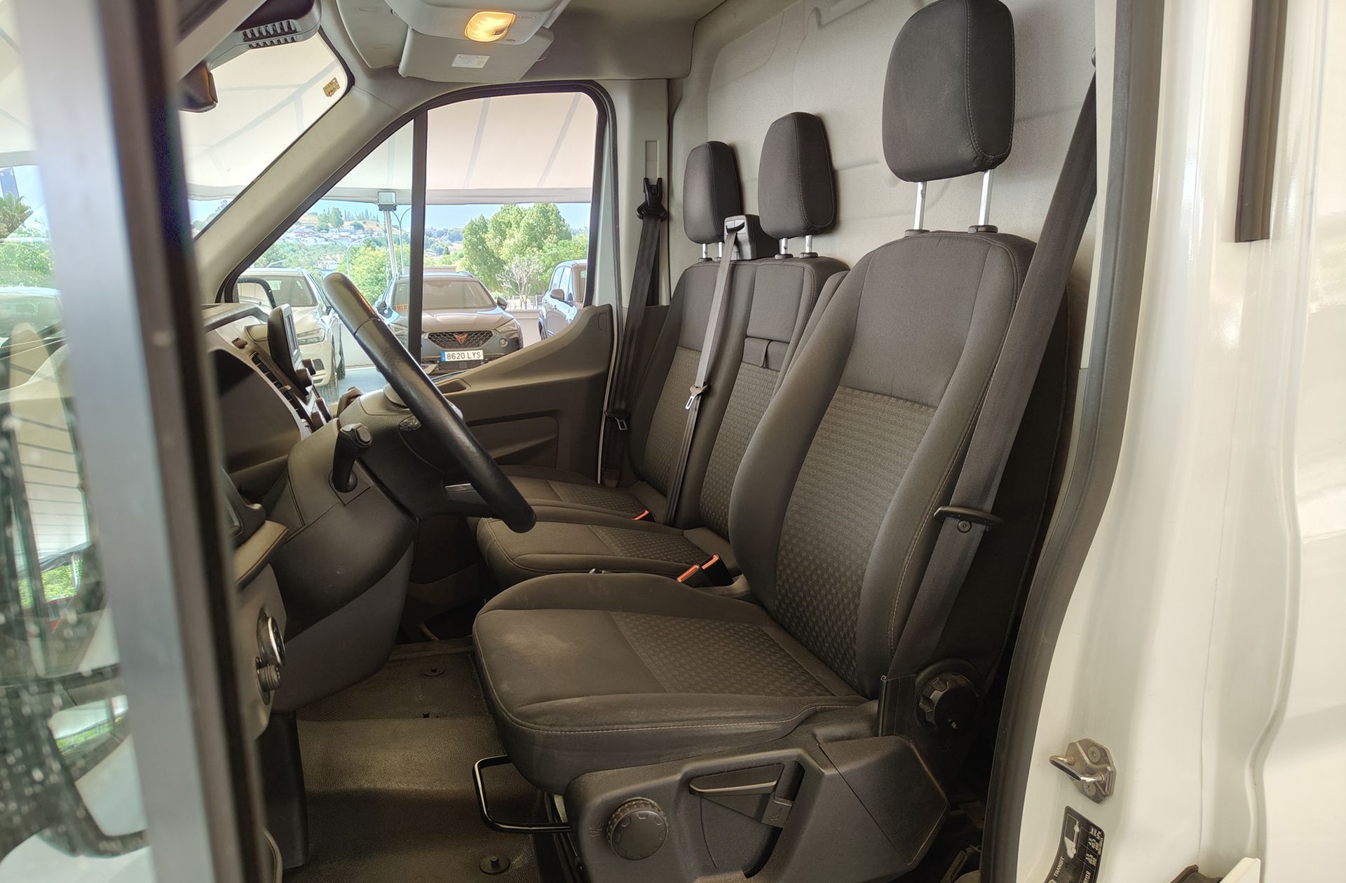 Ford Transit 350 L3H2 Trend - foto 10