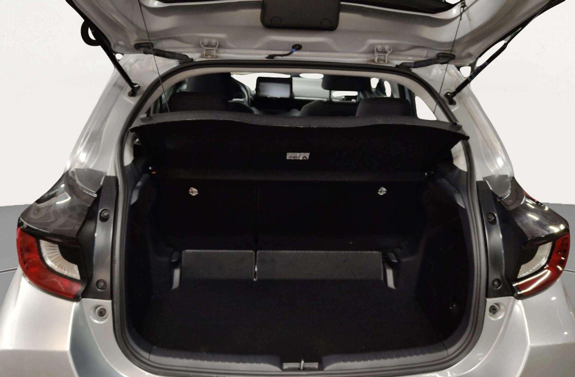 Mazda Mazda2 1.5 Center-Line CVT - foto 15