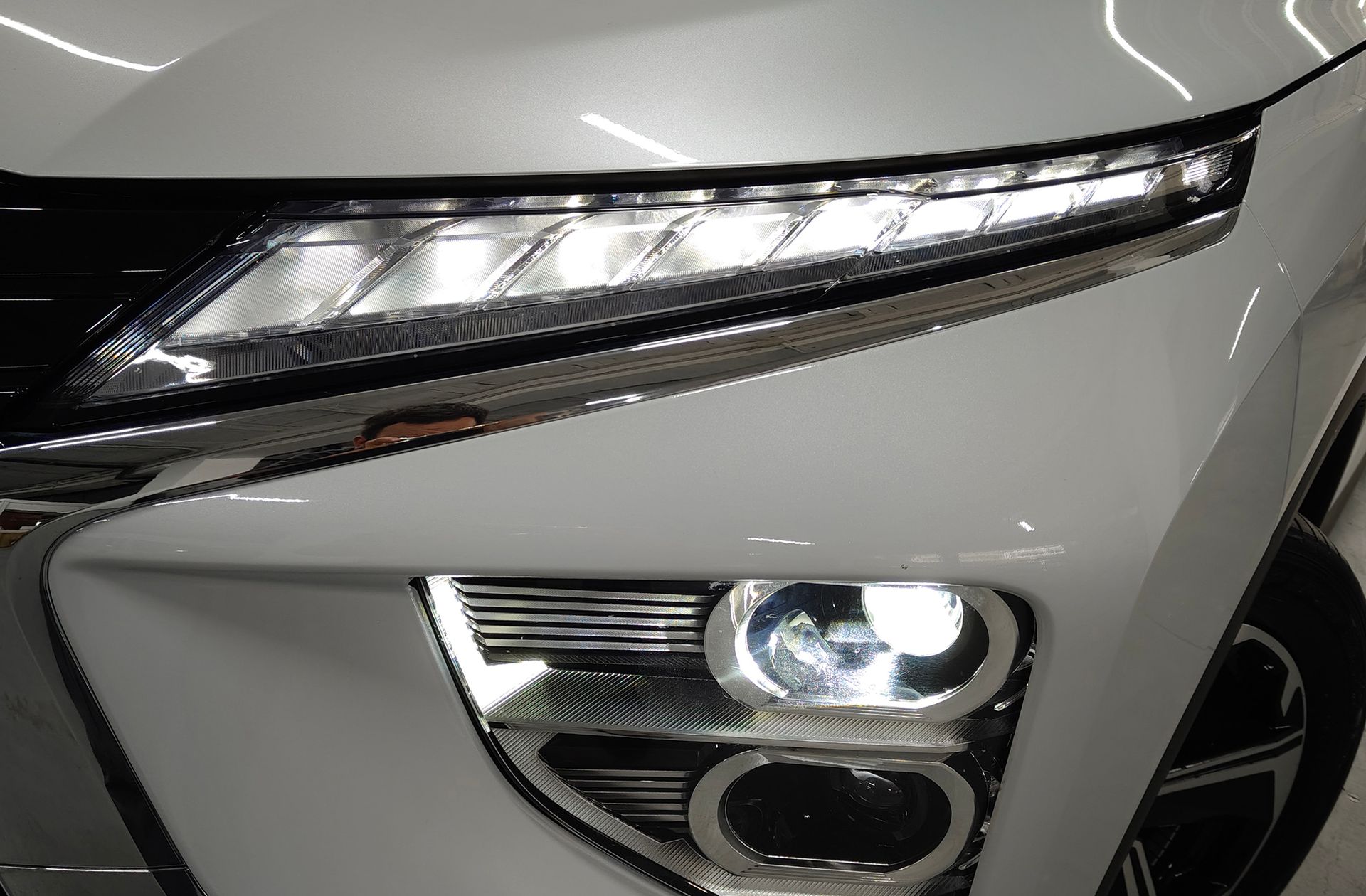 Mitsubishi Eclipse Cross 2.4 PHEV Kaiteki 4WD - foto 18
