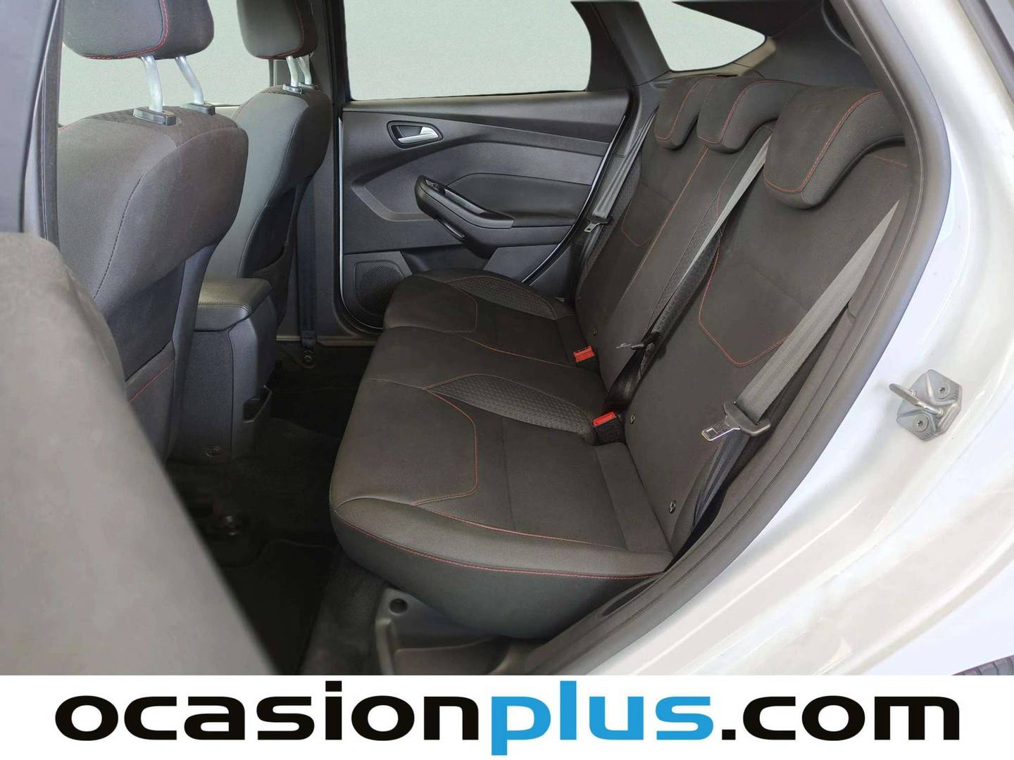 Foto asientos traseros Ford Focus Ford Focus 1.5 Ecoboost ST-Line Auto (182 CV)