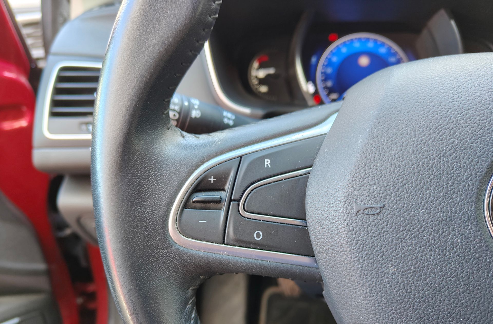 Renault Mégane Zen TCe GPF - foto 23