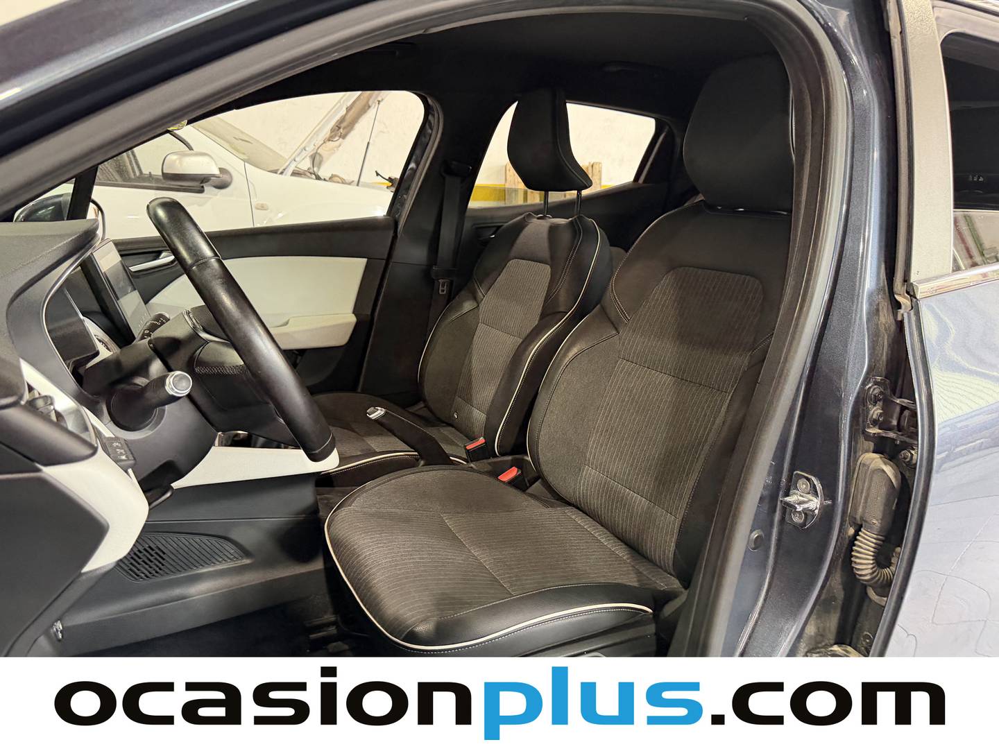 Foto asientos delanteros Renault Clio Renault Clio Zen TCe (100 CV) GLP