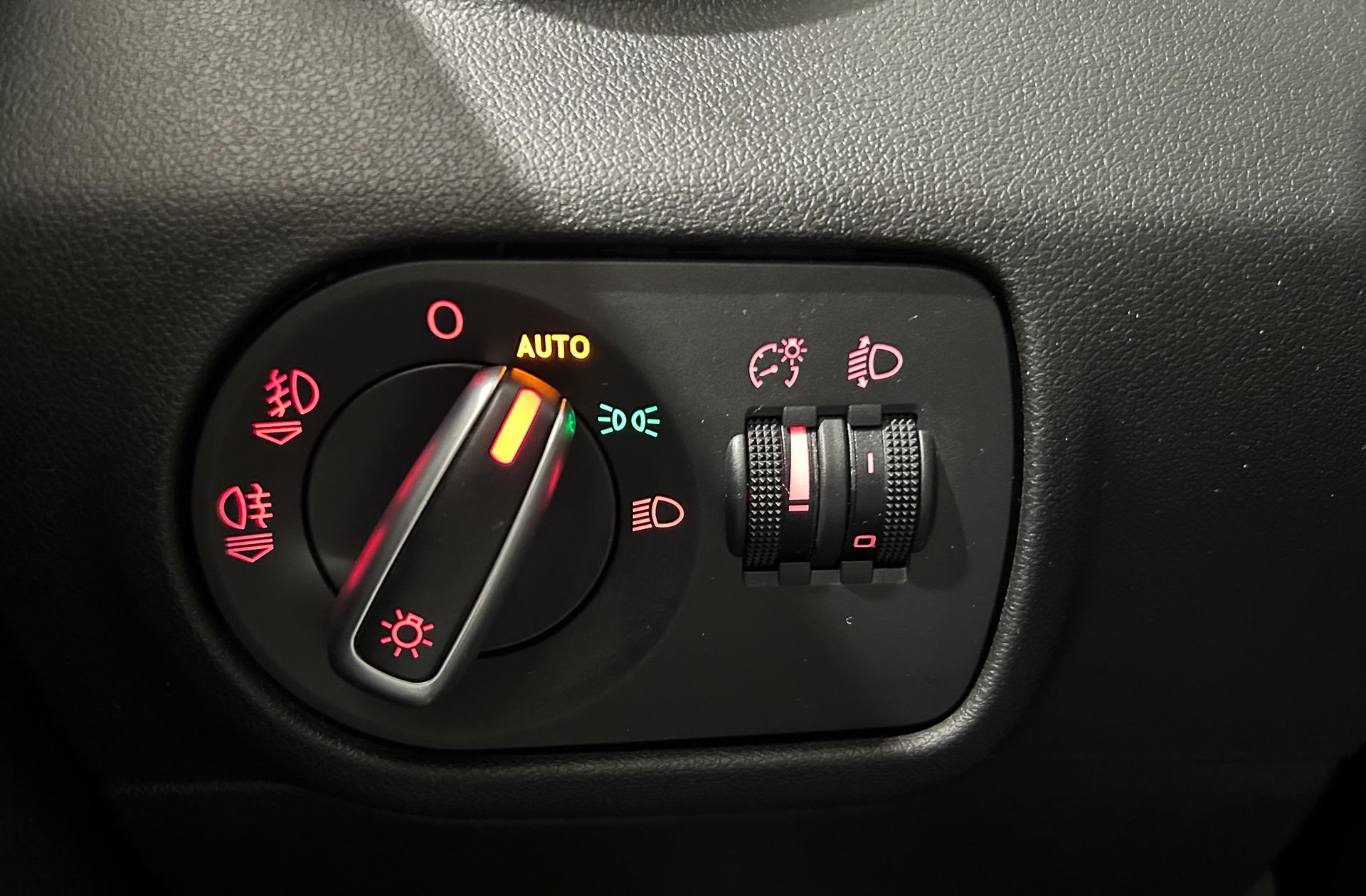 Audi A1 Sportback Adrenalin 1.6 TDI - foto 18