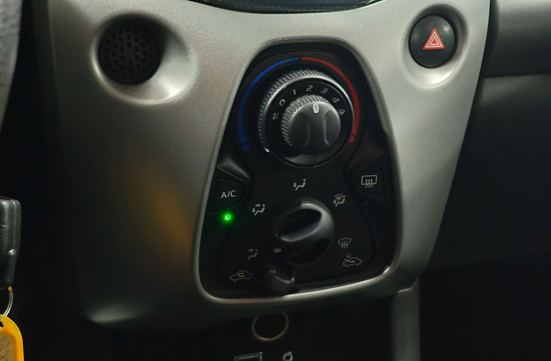 Peugeot 108 1.2 PureTech - foto 23