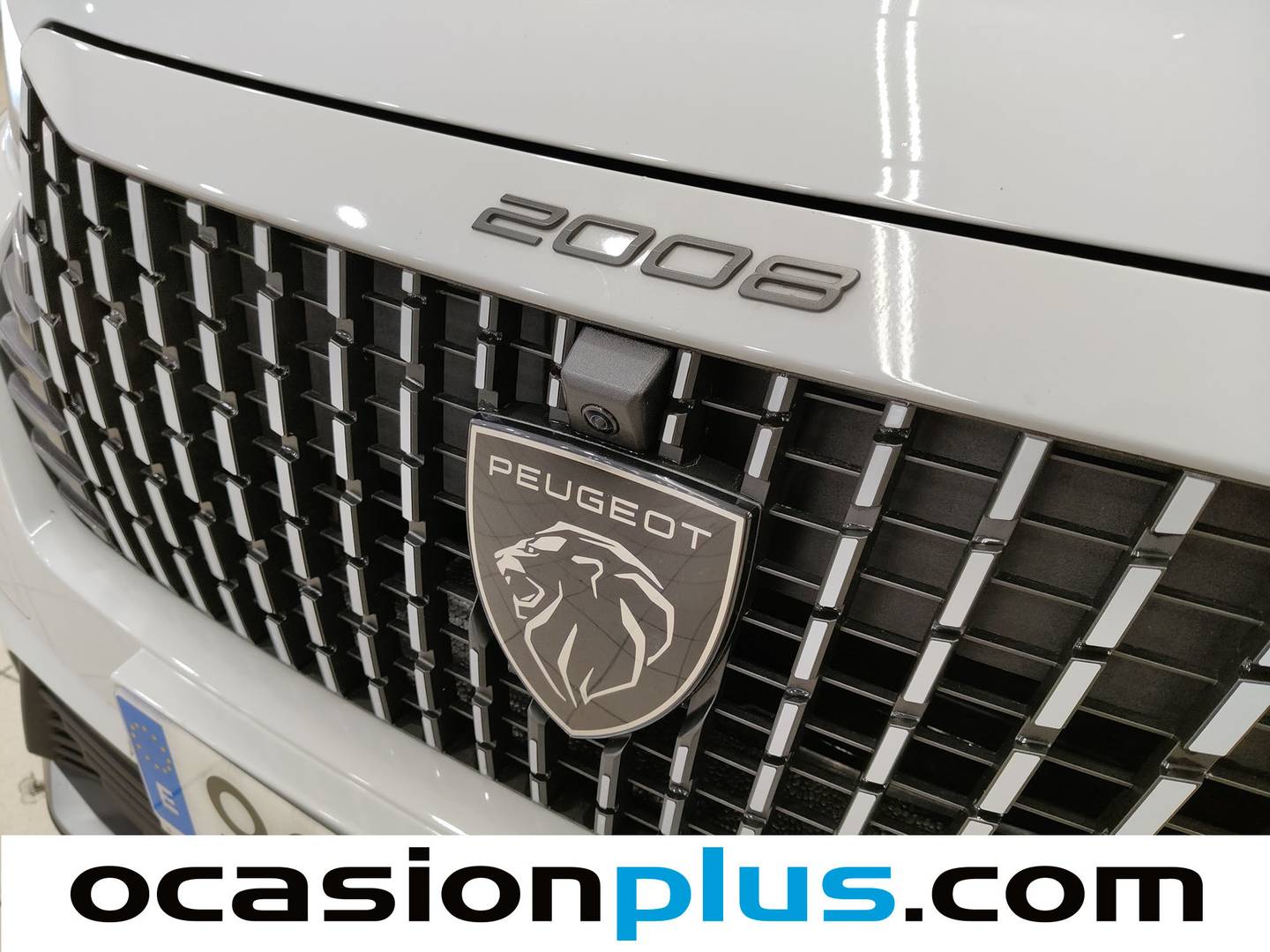 Foto Peugeot 2008 Peugeot 2008 Allure Hybrid eDCS6 (145 CV)