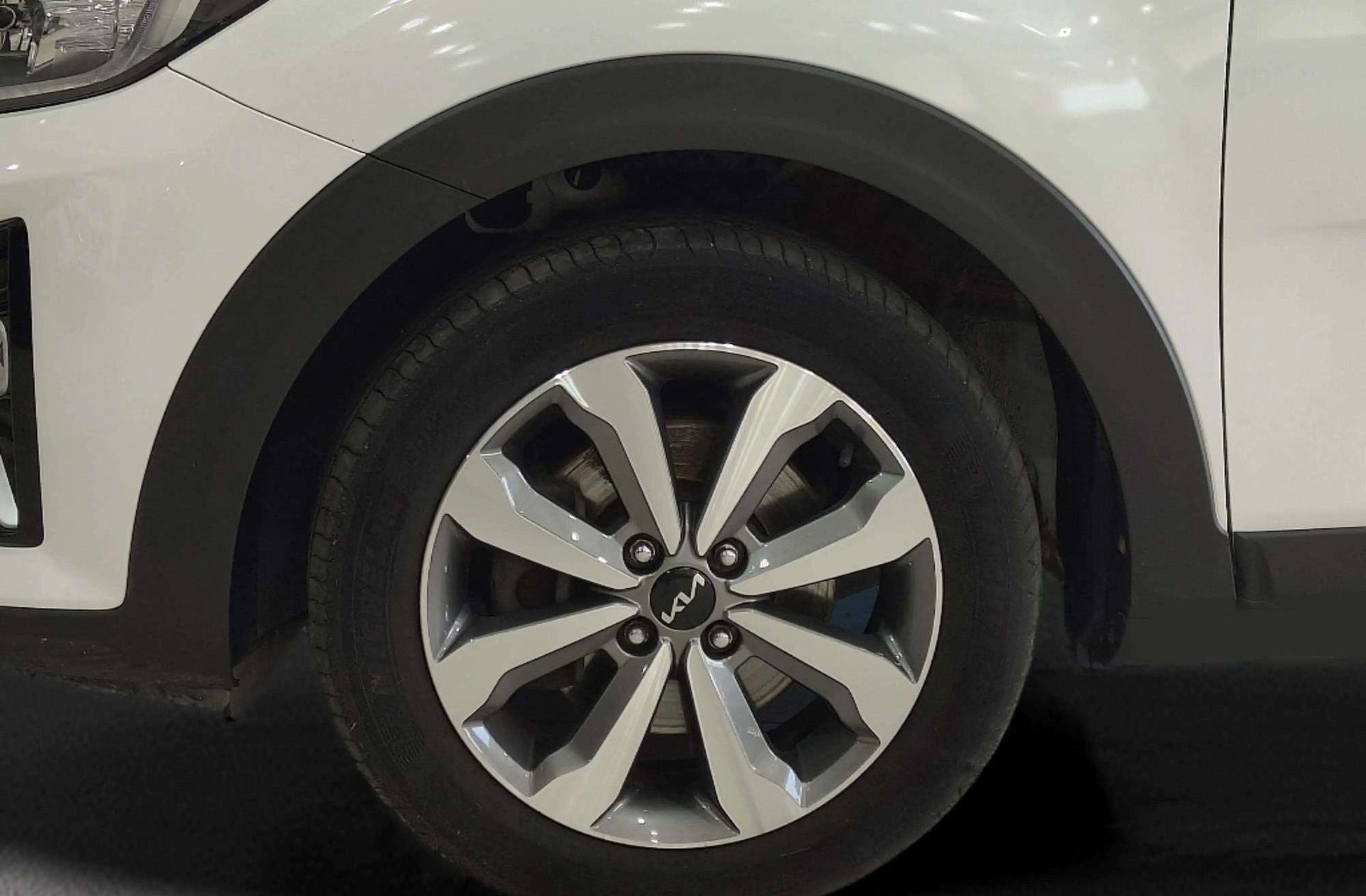 Kia Stonic 1.0 T-GDi Drive - foto 32