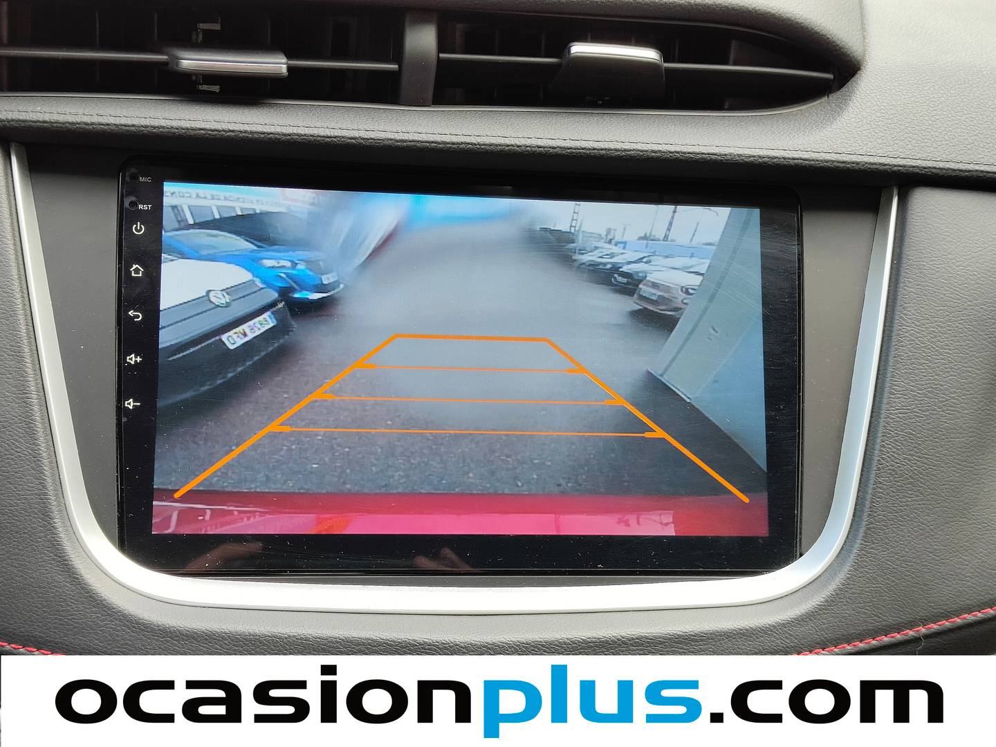 Equipamiento del SWM G01 SWM G01 1.5T Luxury (131 CV)