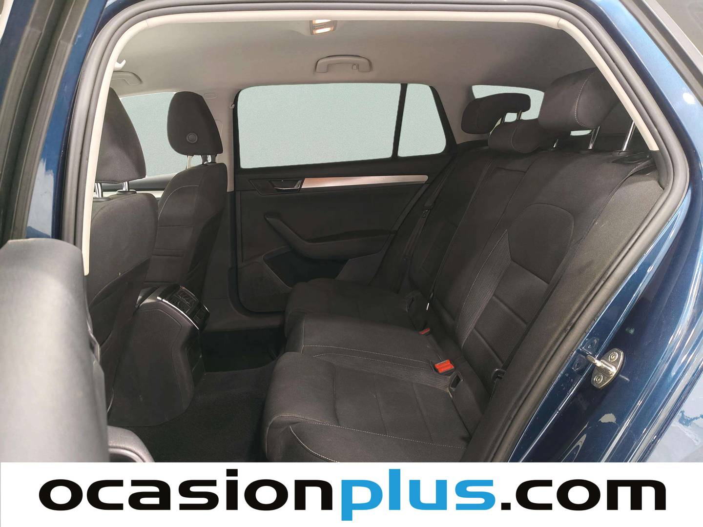 Foto asientos traseros Skoda Superb Skoda Superb Combi 2.0 TDI Ambition DSG (150 CV)