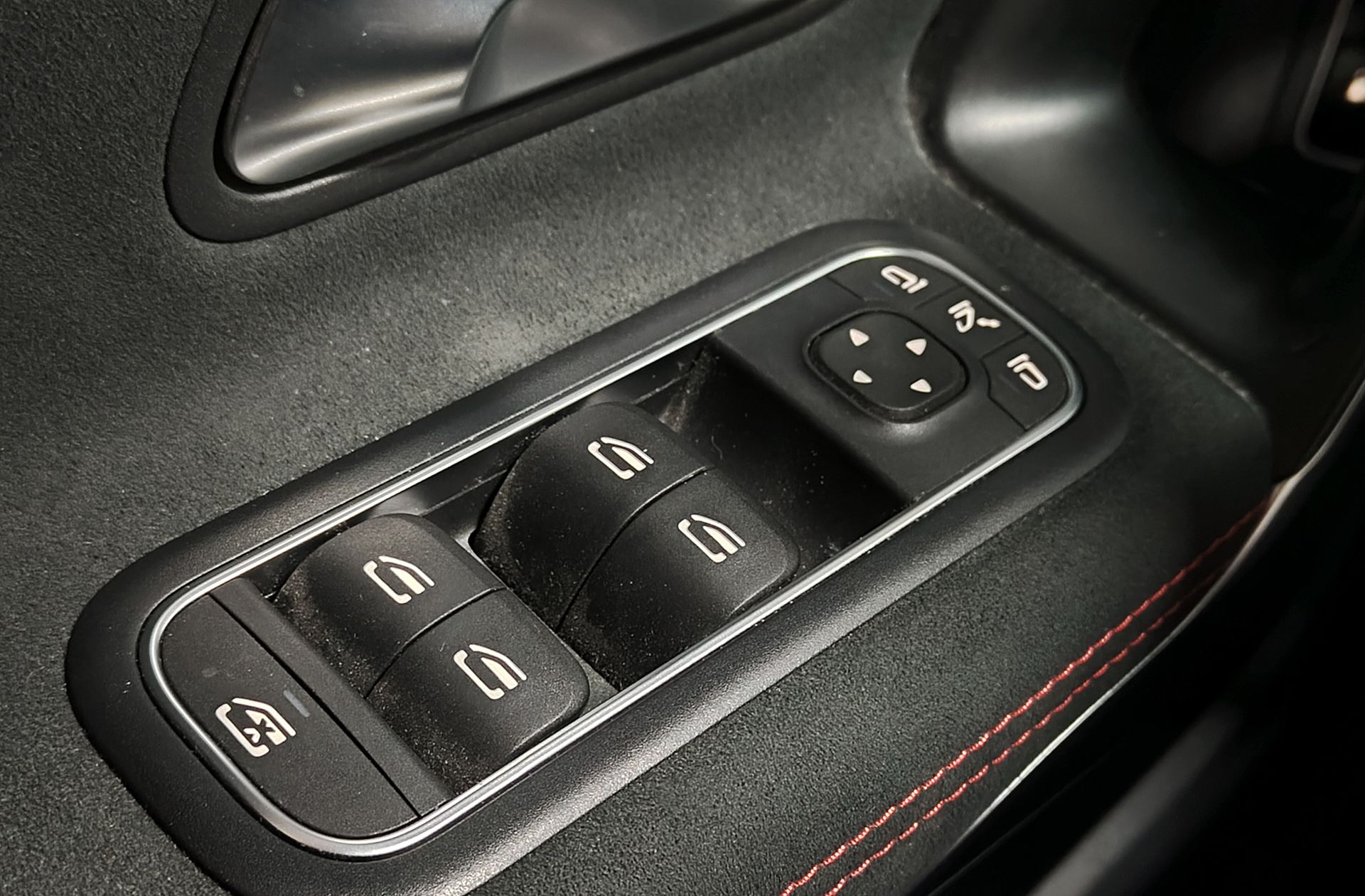 Mercedes-Benz Clase A 250 e Pack AMG - foto 39