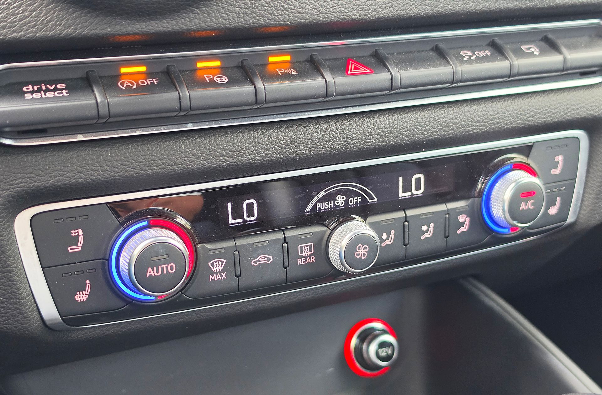 Audi A3 Cabrio S Line edition 2.0 TDI S tronic - foto 33
