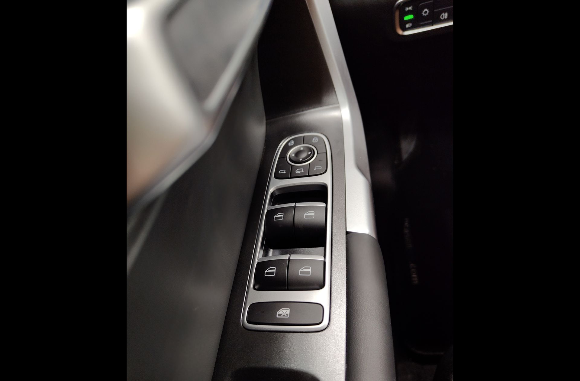 Jaecoo 7 1.5 T-GDi PHEV +1DHT Select FWD - foto 33