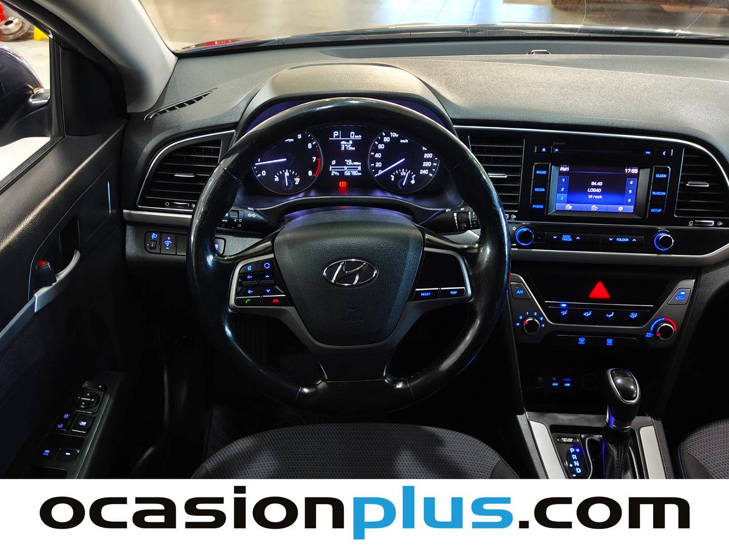 Hyundai Elantra Hyundai Elantra 1.6 MPI Klass auto  (128 Cv) seminuevo