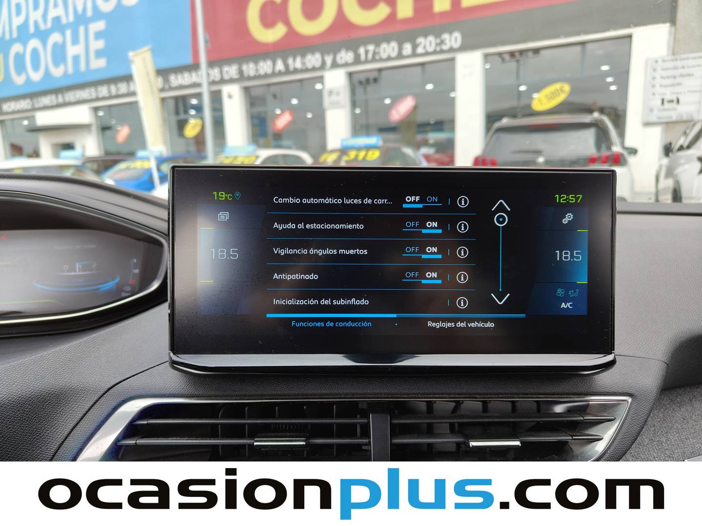 Foto Peugeot 3008 Hybrid Peugeot 3008 Hybrid 300 Allure Pack e-EAT8 (300 CV)