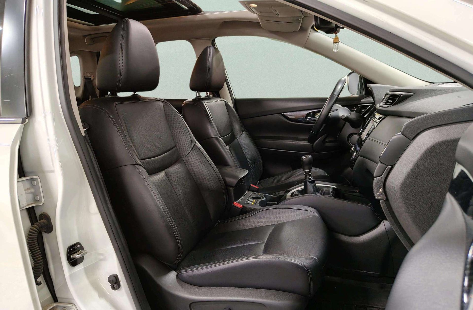 Nissan X-Trail dCi 150 Tekna 4x2 - foto 24