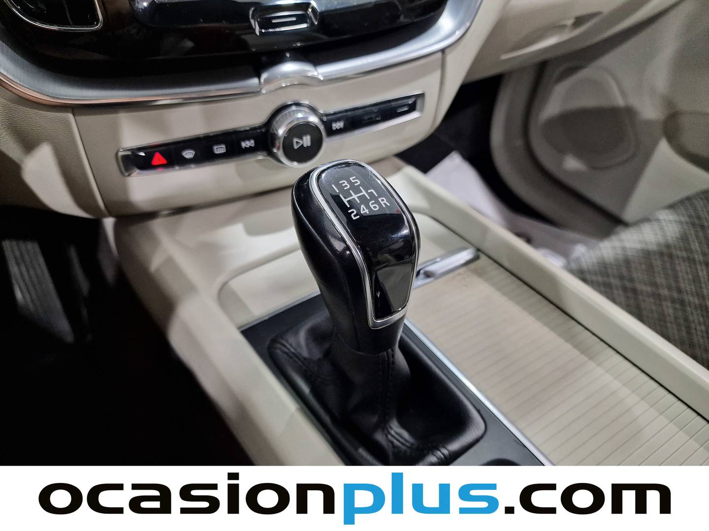 Volvo XC60 Volvo XC60 D3 Momentum (150 CV) de segunda mano