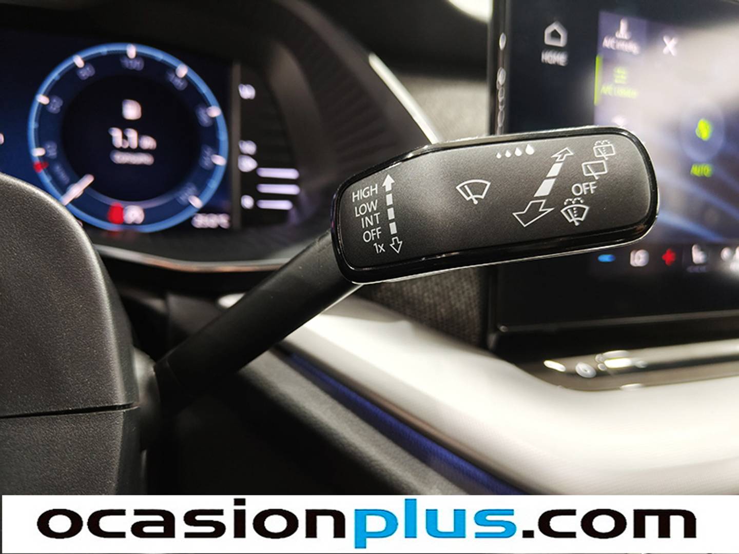 Foto Skoda Octavia Skoda Octavia Combi 2.0 TDI Scout Last Edition 4x4 DSG (150 CV)