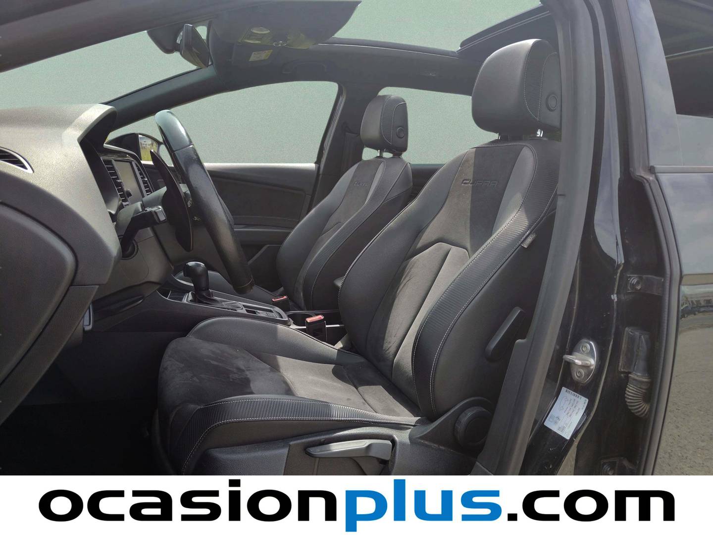 Foto asientos delanteros Seat León Seat León ST 2.0 TSI S&S Cupra DSG (290 CV)