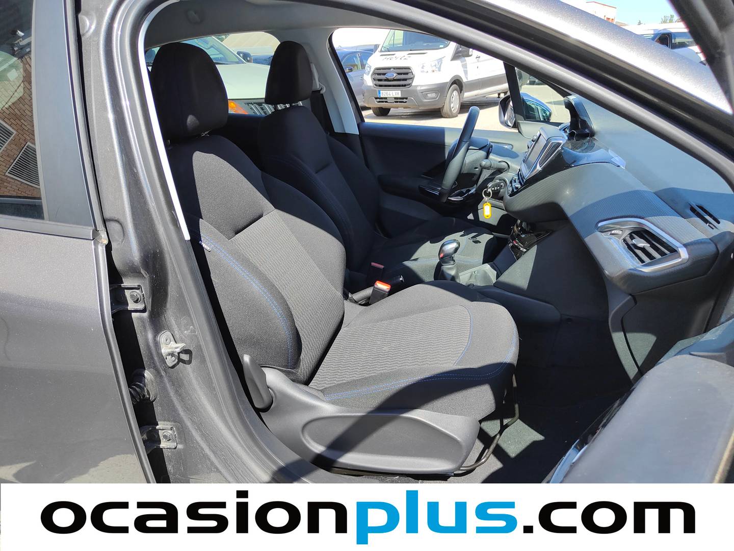 Peugeot 208 Peugeot 208 PureTech Signature (82 CV) km 0