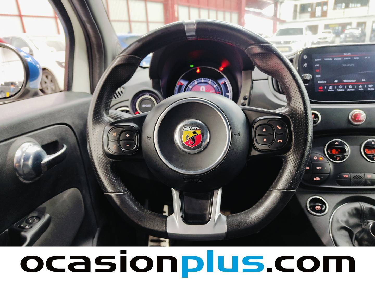 Foto Abarth 500 Abarth 500 1.4 16v T-Jet 595 (165 CV)