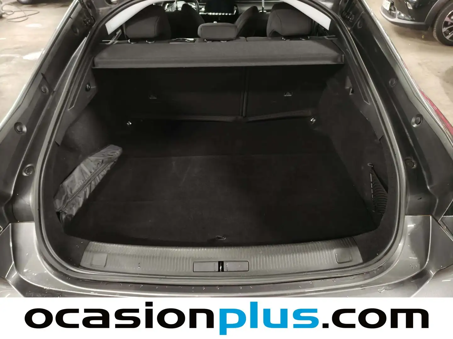 Foto Peugeot 508 Peugeot 508 PureTech 130 Active Pack EAT8 (130 CV)