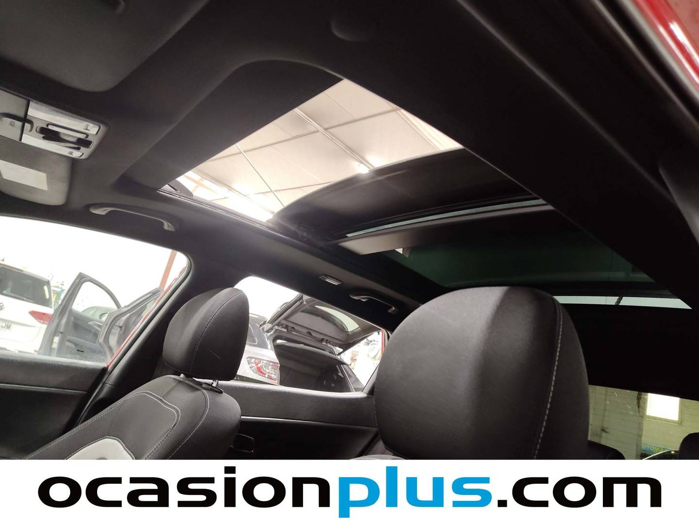 Extras y acabados del KIA Ceed KIA Ceed 1.6 CRDi VGT GT Line  (136 CV)