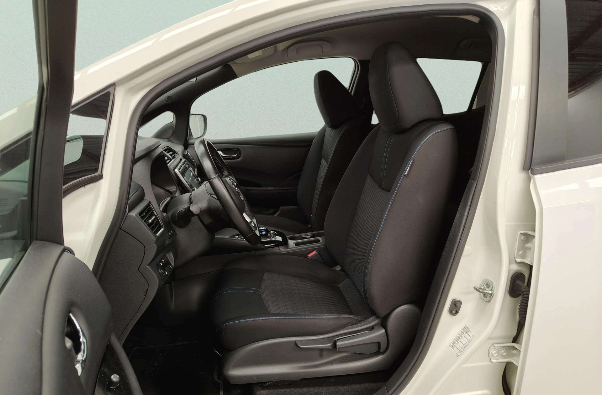 Nissan Leaf 40kWh Acenta - foto 12