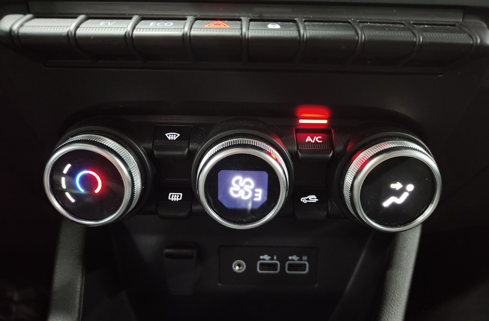 Renault Clio Evolution E-Tech full hybrid 145 - foto 30