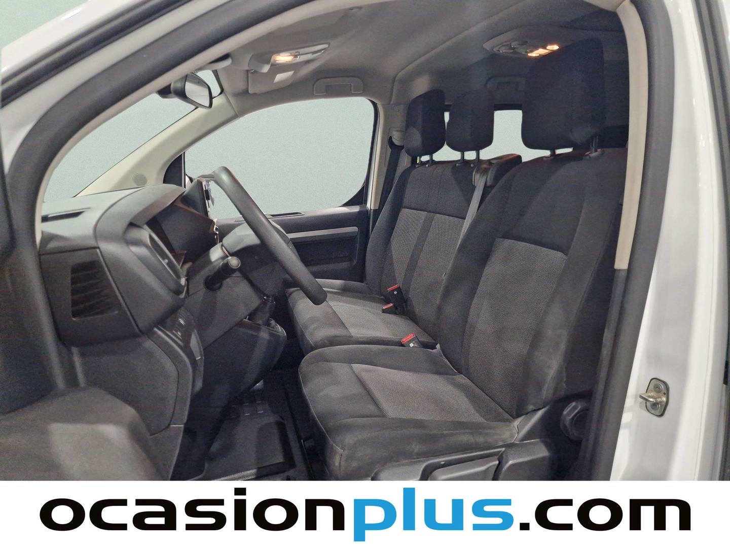 Foto asientos delanteros Toyota Proace Verso Toyota Proace Verso 2.0D Shuttle VX L1 (145 CV) 9 Plazas