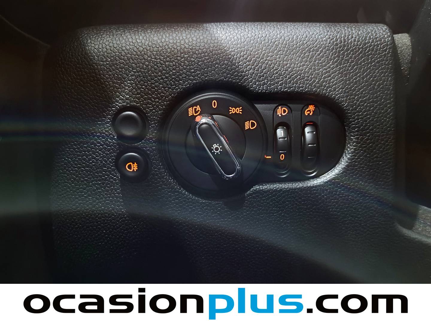 Equipamiento del Mini MINI Mini MINI Cooper Cooper  (136 CV)