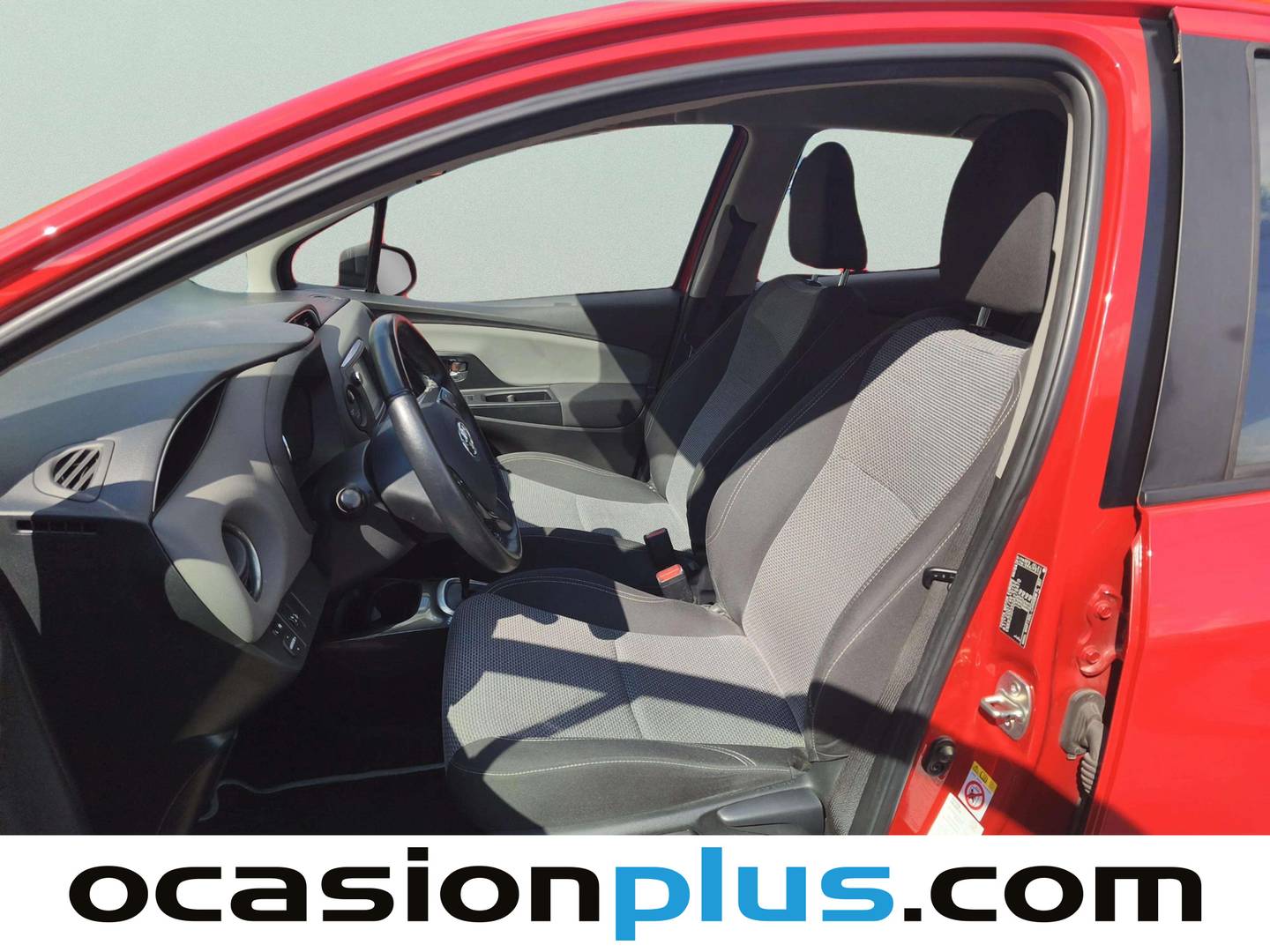 Foto asientos delanteros Toyota Yaris Toyota Yaris 1.5 Hybrid Active (100 CV)