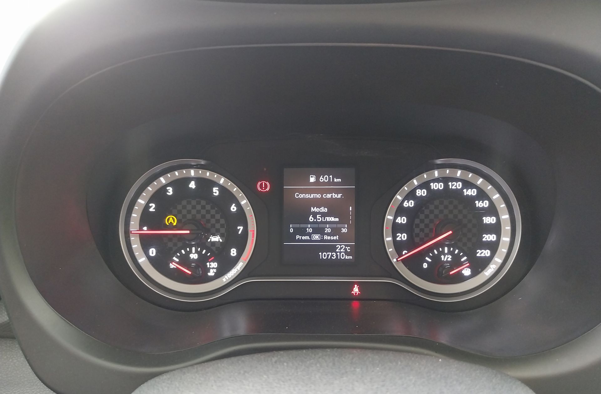 Hyundai i10 1.0 Essence - foto 18