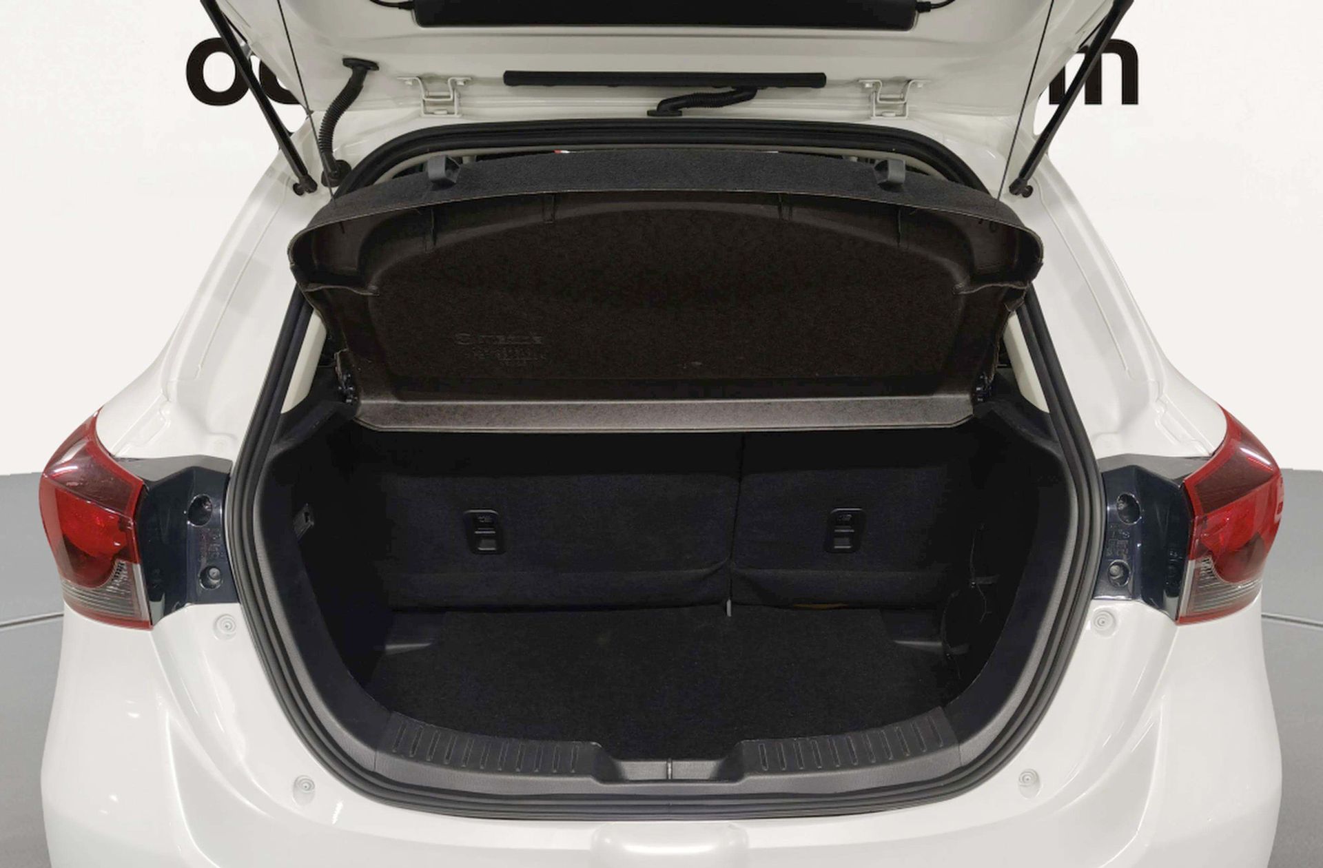 Mazda Mazda2 1.5 GE Black Tech Edition - foto 17