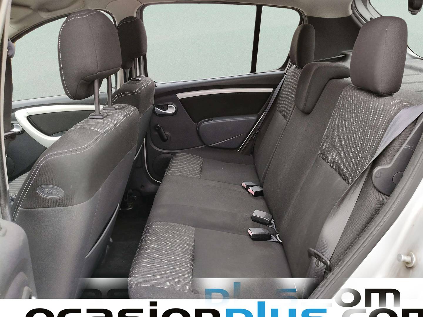 Foto asientos traseros Dacia Sandero Dacia Sandero Laureate 1.2 (75 CV)