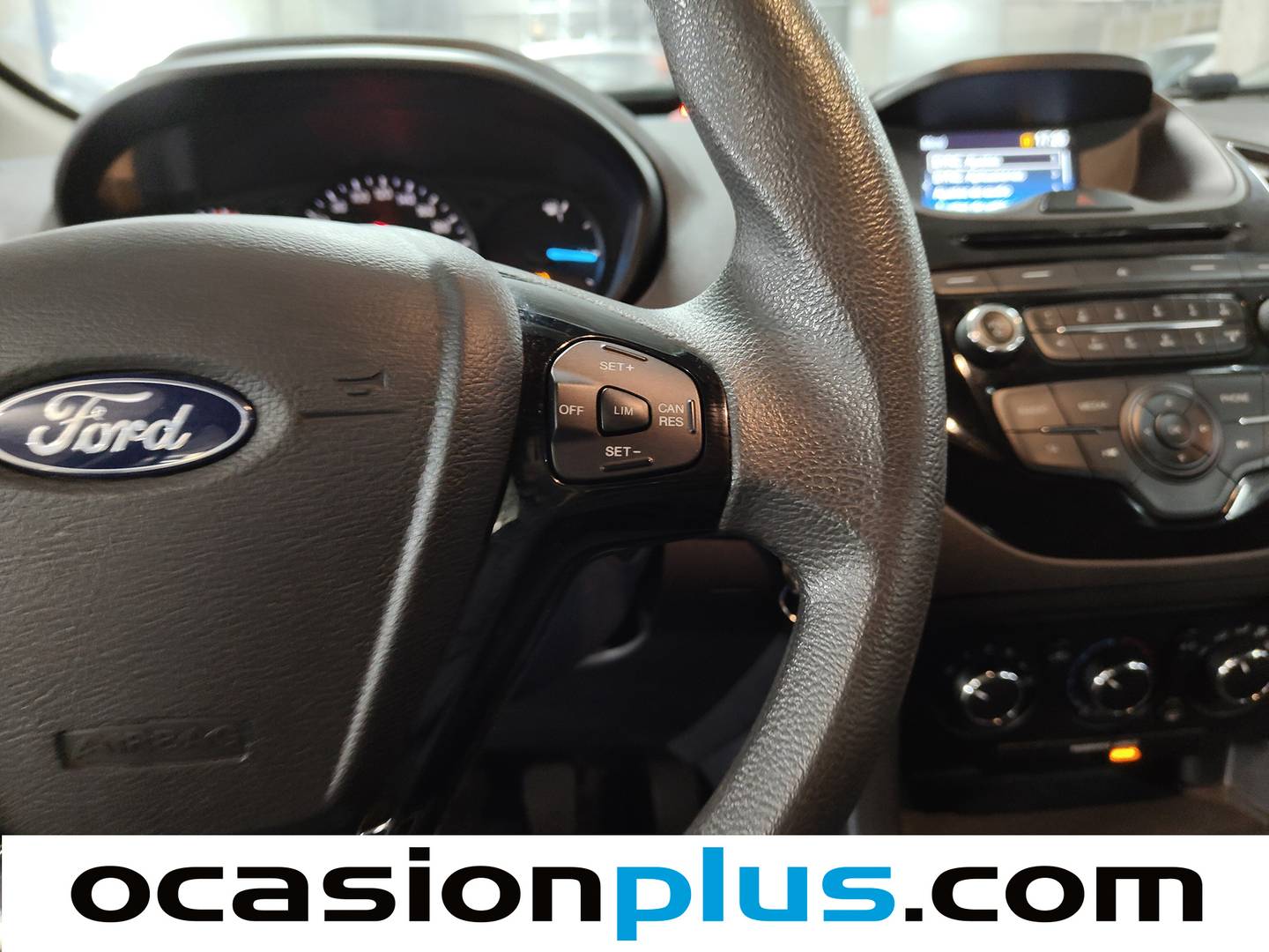 Equipamiento del Ford Ka+ Ford Ka+ 1.2 Ti-VCT Ultimate (85 CV)