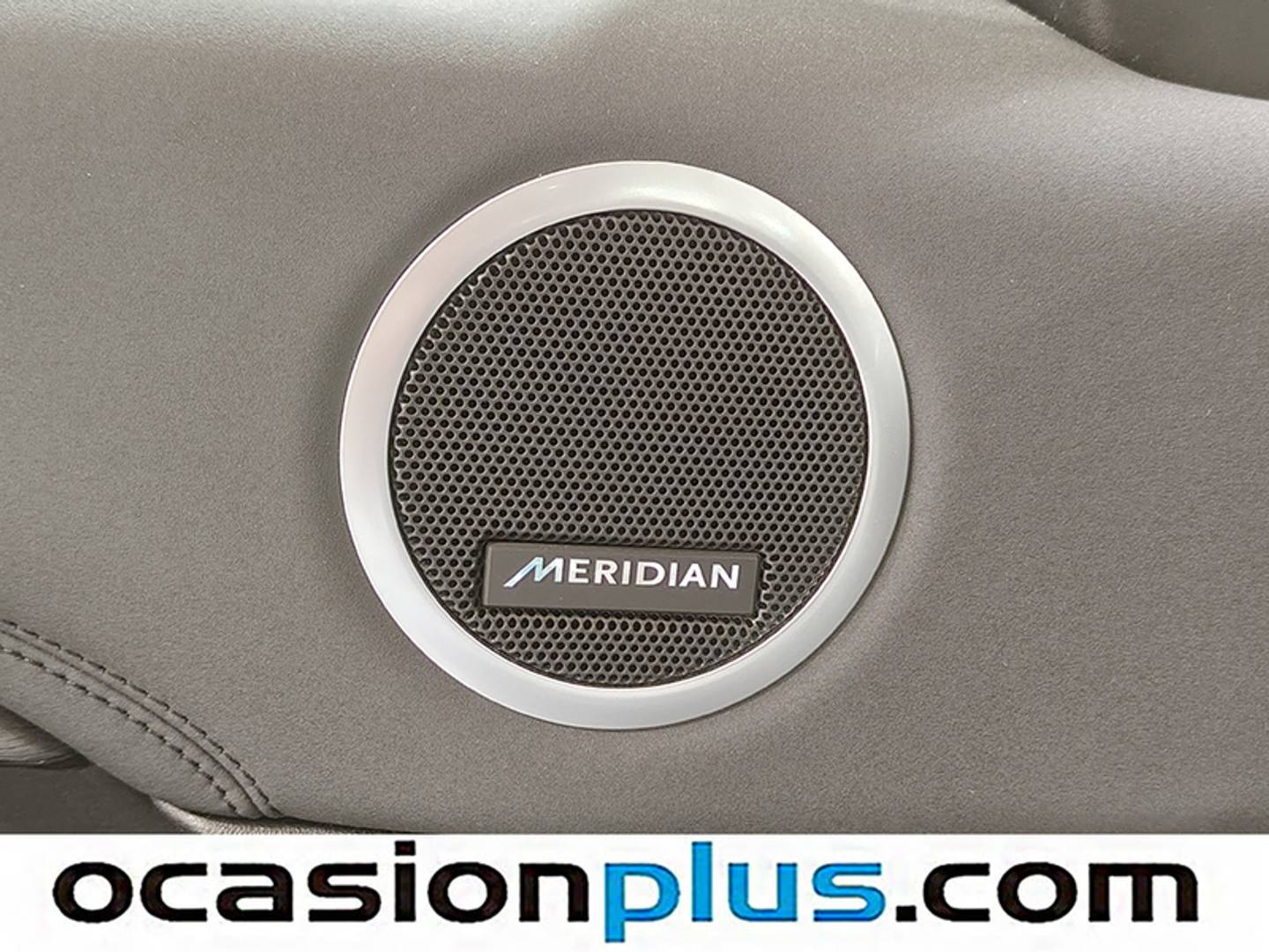 Foto Land Rover Discovery Land Rover Discovery 2.0 I4 SD4 HSE Auto (240 CV)